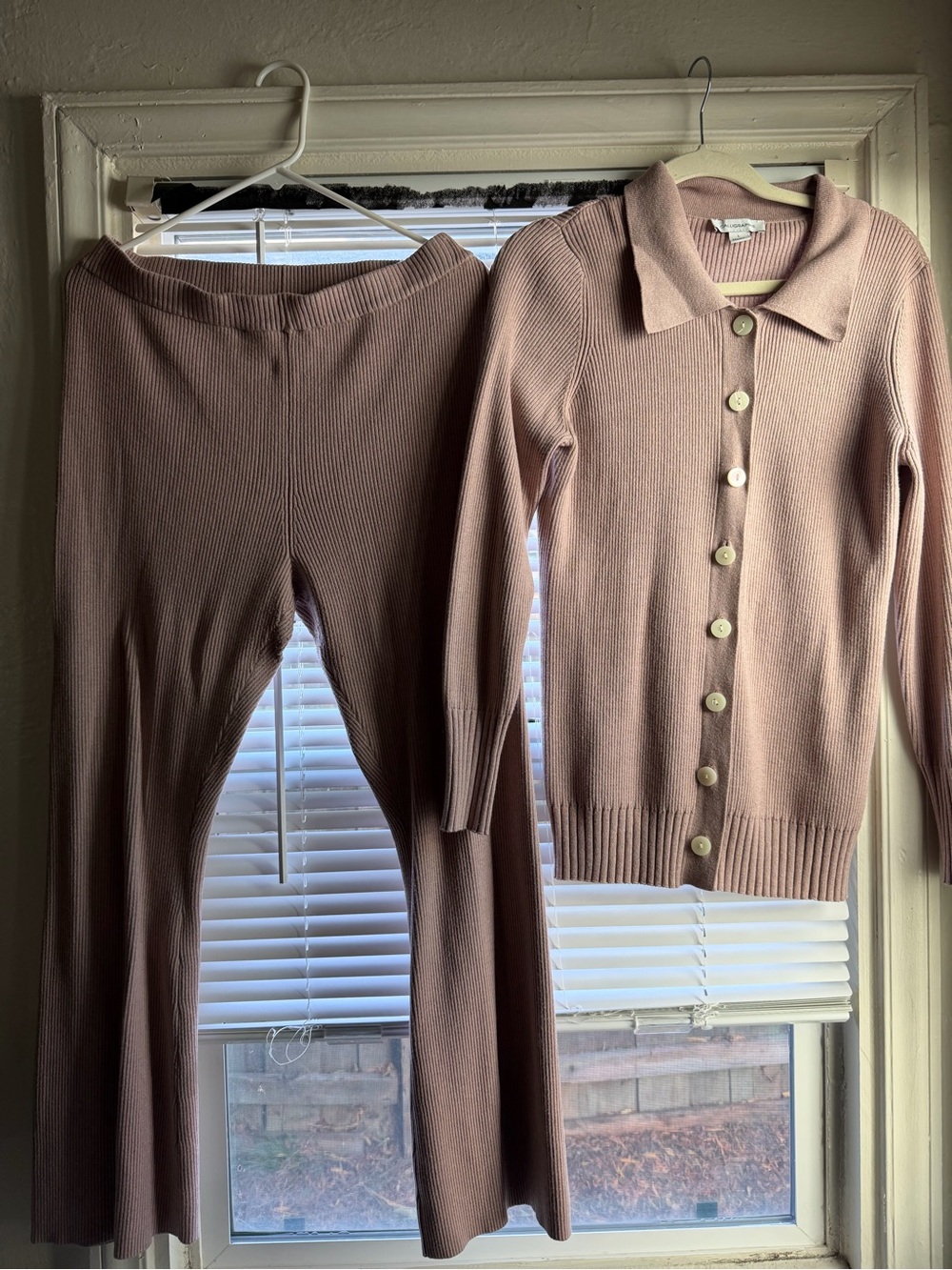 Women's Ribbed Knit Button-Front Cardigan & Flare Pants Set โ Dusty Rose